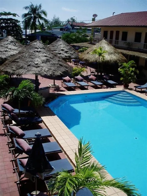 Beach Club Resort Sihanoukville 3*,